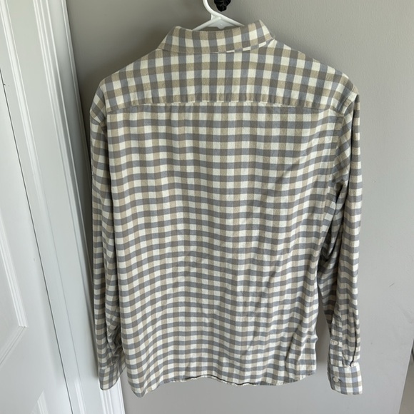 UNTUCKit Macaulay Regular Fit Tan - Size Large - Picture 2 of 4